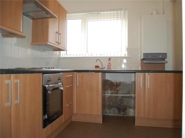  Image of 3 bedroom Flat to rent in Chesters Crescent Motherwell ML1 at Motherwell North Lanarkshire North Lanarkshire, ML1 3QU