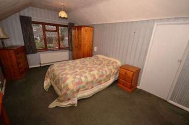  Image of 3 bedroom Bungalow for sale in Chestnut Close Grayshott Hindhead GU26 at Chestnut Close Grayshott Hindhead, GU26 6LN