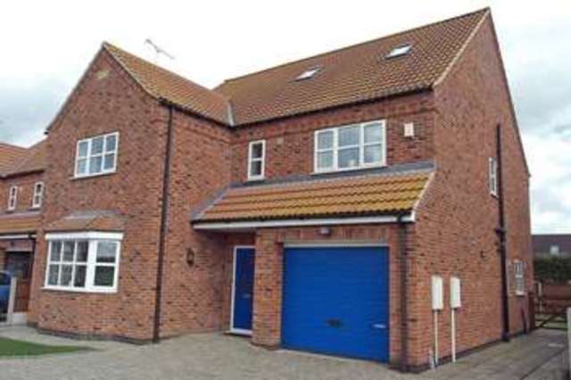  Image of 4 bedroom Detached house for sale in Chestnut Close Walkeringham Doncaster DN10 at Chestnut Close Walkeringham Doncaster, DN10 4JZ