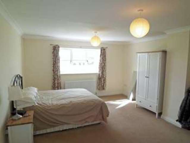  Image of 4 bedroom Detached house for sale in Chestnut Close Walkeringham Doncaster DN10 at Chestnut Close Walkeringham Doncaster, DN10 4JZ
