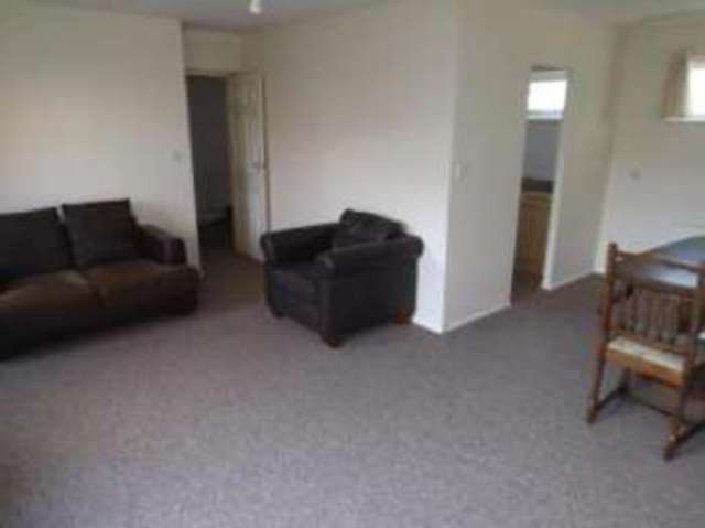  Image of 3 bedroom Bungalow for sale in Limes Avenue Chigwell IG7 at Chigwell Essex Grange Hill, IG7 5NE