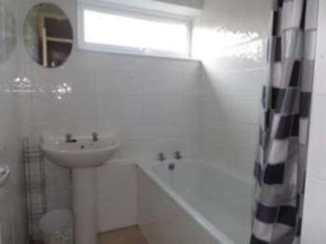  Image of 3 bedroom Bungalow for sale in Limes Avenue Chigwell IG7 at Chigwell Essex Grange Hill, IG7 5NE