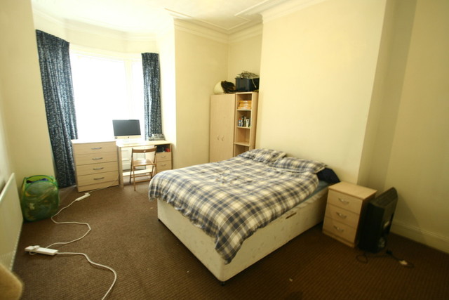  Image of 4 bedroom House Share to rent in Chillingham Road Heaton Newcastle upon Tyne NE6 at Chillingham Road Heaton Newcastle Upon Tyne, NE6 5BU