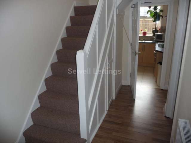  Image of 1 bedroom House Share to rent in Chiltern Crescent Earley Reading RG6 at Chiltern Crescent  Reading, RG6 1AN