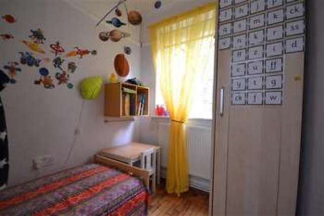  Image of 2 bedroom Maisonette for sale in Christchurch Avenue Wealdstone Harrow HA3 at Wealdstone, HA3 5BA