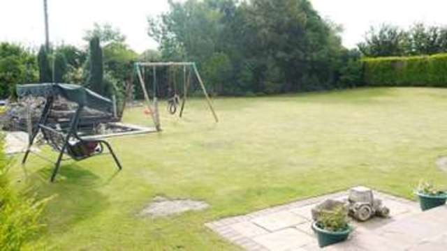 Image of 4 bedroom Semi-Detached house for sale in Drax Drax Selby YO8 at Newland North Yorkshire, YO8 8PW