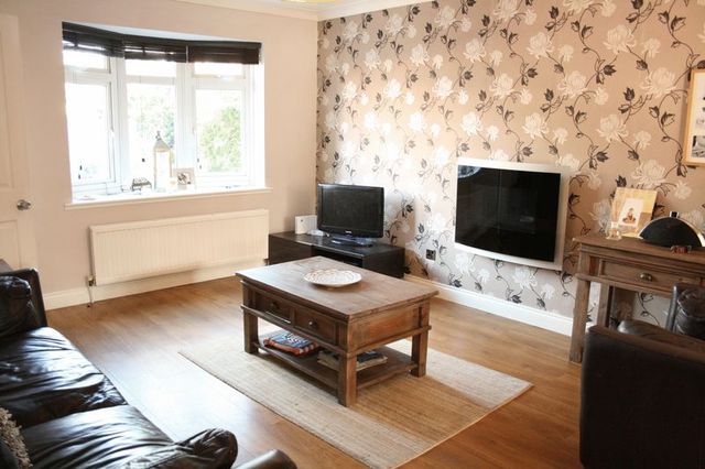  Image of 4 bedroom Detached house for sale in Church Lane Hucknall Nottingham NG15 at Church Lane Hucknall Nottingham, NG15 8DN
