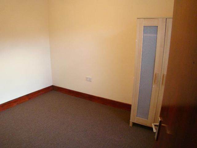  Image of 3 bedroom Flat to rent in Church Road London E10 at London, E10 7BH
