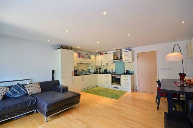 Image of 2 bedroom Flat for sale in Church Walk London N16 at Church Walk  Stoke Newington, N16 8QA