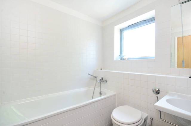  Image of 2 bedroom Flat for sale in Church Walk London N16 at Church Walk  Stoke Newington, N16 8QA