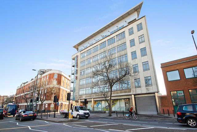  Image of 2 bedroom Flat to rent in City Road London EC1V at Old Street London Goswell Road, EC1V 2PQ