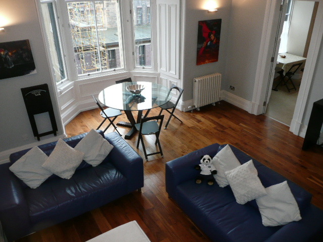 Image of 4 bedroom Flat to rent in Clairmont Gardens Glasgow G3 at Park Glasgow Glasgow, G3 7LW