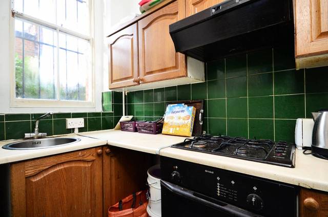  Image of 2 bedroom Flat for sale in Clapton Common London E5 at Clapton Common  Upper Clapton, E5 9AA