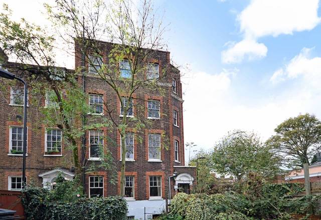  Image of 2 bedroom Flat for sale in Clapton Common London E5 at Clapton Common  Upper Clapton, E5 9AA