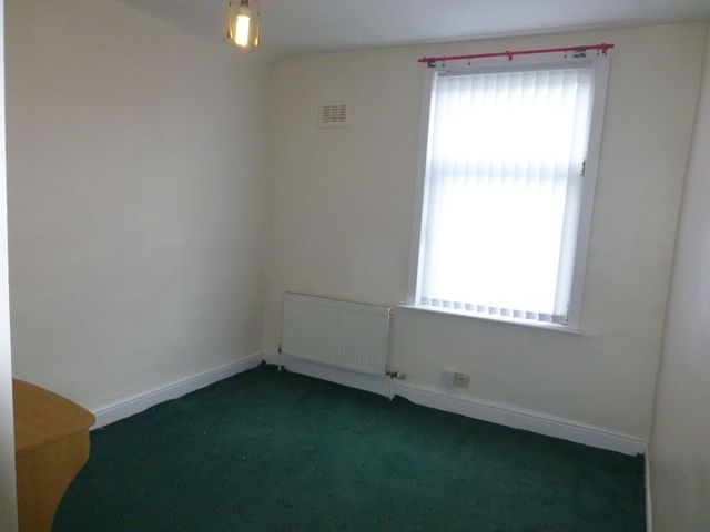  Image of 3 bedroom Terraced house to rent in Clare Road Bootle L20 at Clare Road  Bootle, L20 9NA