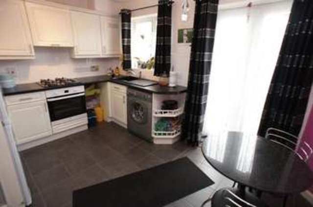  Image of 2 bedroom Terraced house for sale in Claremont Close Westcliff-on-Sea SS0 at Claremont Close  Westcliff-On-Sea, SS0 7UA