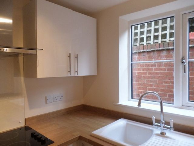  Image of 1 bedroom Flat to rent in Claremont Mews King Street Wellington Telford TF1 at King Street Wellington Telford, TF1 3PF