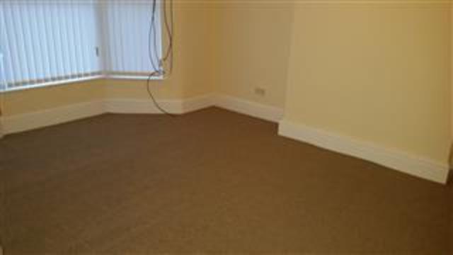  Image of 4 bedroom Terraced house to rent in Claremont Road Wavertree Liverpool L15 at Wavertree  Liverpool, L15 3HL