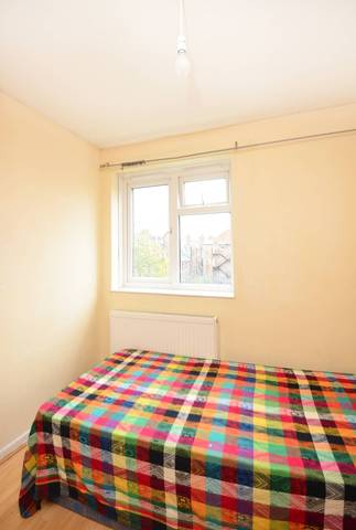  Image of 3 bedroom Flat for sale in Clarence Road London E5 at Clarence Road, Lower Clapton  Lower Clapton, E5 8DX