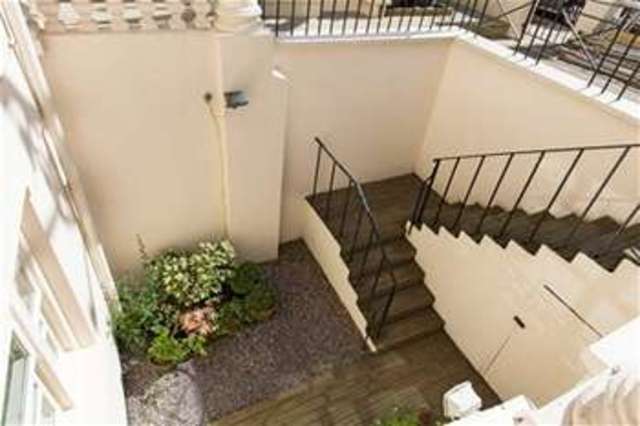  Image of 1 bedroom Flat for sale in Clarendon Gardens London W9 at London, W9 1AZ
