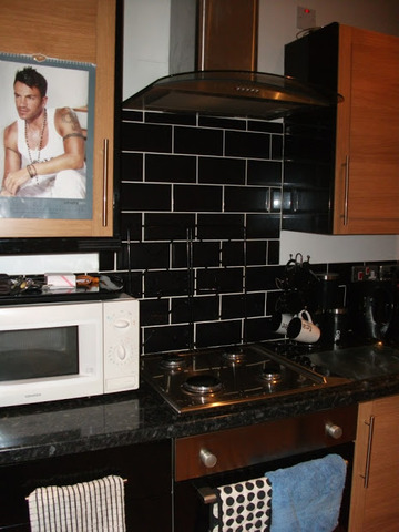  Image of 3 bedroom Apartment to rent in Claude Road Cardiff CF24 at Claude Road  Cardiff, CF24 3QB