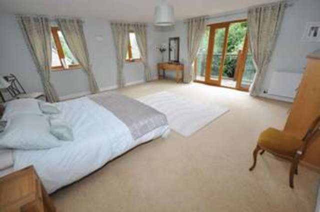  Image of 4 bedroom Detached house for sale in Clay Close Dilton Marsh Westbury BA13 at Clay Close Dilton Marsh Westbury, BA13 4DU