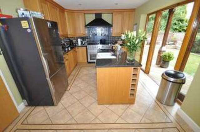  Image of 4 bedroom Detached house for sale in Clay Close Dilton Marsh Westbury BA13 at Clay Close Dilton Marsh Westbury, BA13 4DU