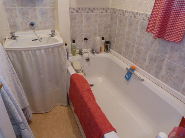  Image of 3 bedroom Terraced house for sale in Clayton Avenue Upton Pontefract WF9 at Clayton Avenue Upton Pontefract, WF9 1JZ