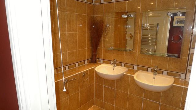  Image of 3 bedroom Flat to rent in Clayton Street West Newcastle upon Tyne NE1 at Clayton Street West  Newcastle Upon Tyne, NE1 5BX