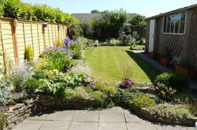  Image of 2 bedroom Detached house for sale in Clementhorpe Lane Gilberdyke Brough HU15 at Gilberdyke East Yorkshire, HU15 2UQ