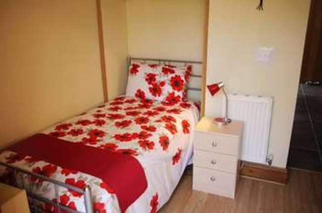  Image of 2 bedroom Detached house for sale in Clementhorpe Lane Gilberdyke Brough HU15 at Gilberdyke East Yorkshire, HU15 2UQ