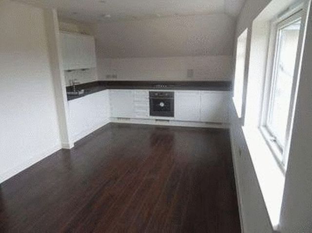  Image of 2 bedroom Flat to rent in Churchill Avenue Harrow HA3 at 65 Northwick Avenue Kenton Harrow, HA3 0AX