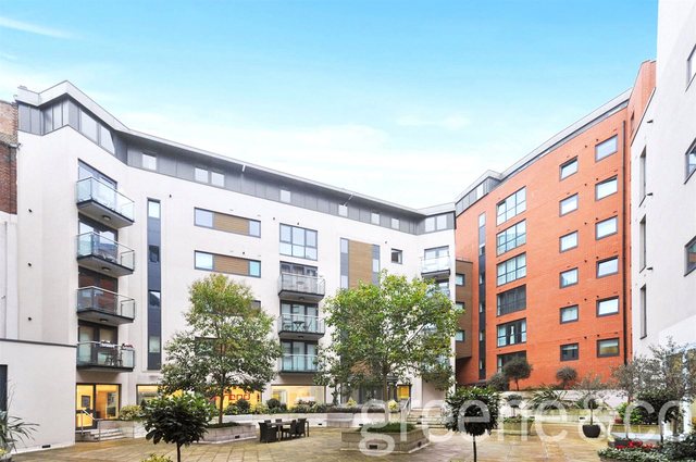  Image of 2 bedroom Detached house to rent in Clerkenwell Road London EC1M at Clerkenwell  Goswell Road, EC1M 5PW