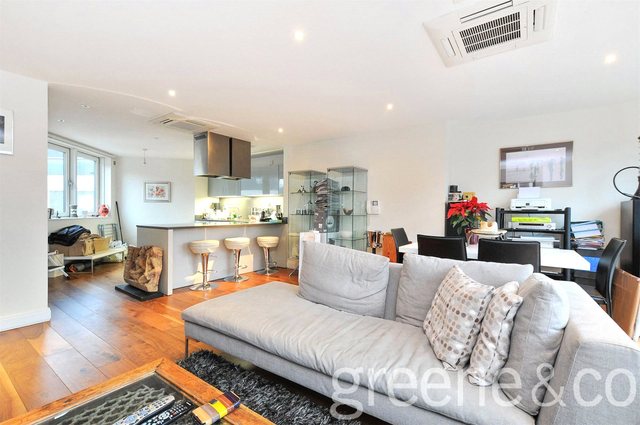  Image of 2 bedroom Detached house to rent in Clerkenwell Road London EC1M at Clerkenwell  Goswell Road, EC1M 5PW