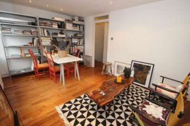  Image of 2 bedroom Property to rent in Cleveland Road London N1 at Cleveland Road  London, N1 3ET
