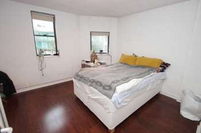  Image of 2 bedroom Property to rent in Cleveland Road London N1 at Cleveland Road  London, N1 3ET