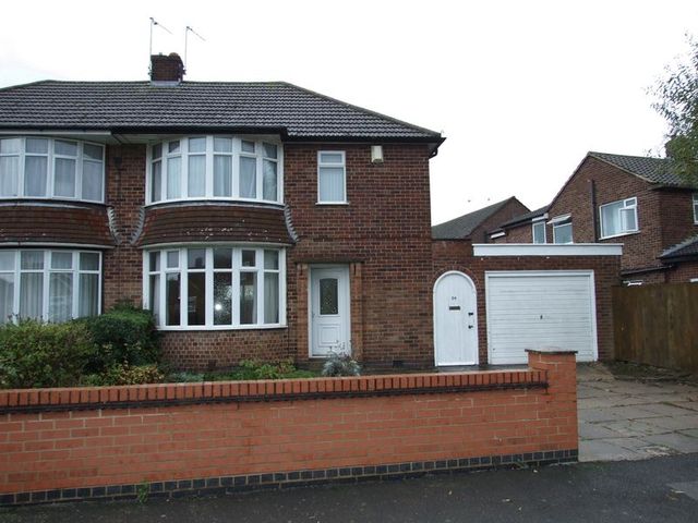  Image of 3 bedroom Property to rent in Cleveland Road Loughborough LE11 at Cleveland Road  Loughborough, LE11 2SP