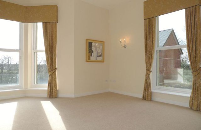  Image of 2 bedroom Flat for sale in Clevelands Drive Bolton BL1 at Clevelands Drive  Heaton, BL1 5GJ