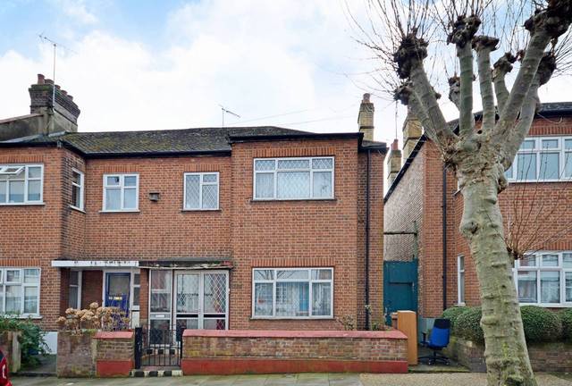  Image of 4 bedroom Detached house for sale in Cleveleys Road London E5 at Cleveleys Road  Hackney, E5 9JN