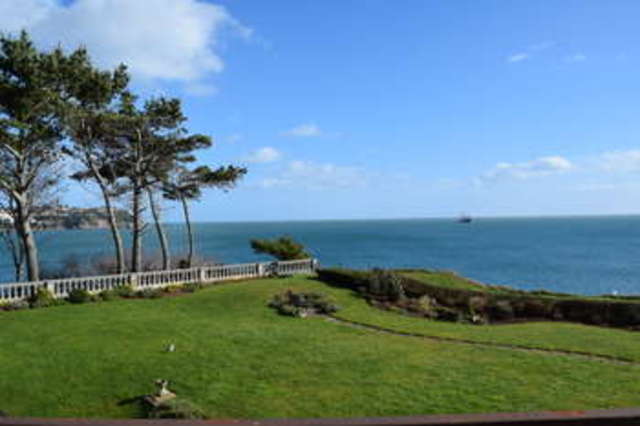  Image of 2 bedroom Flat for sale in The Headlands Cliff Road Torquay TQ2 at Torquay  Cockington, TQ2 6SW