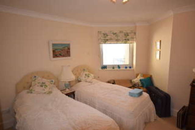  Image of 2 bedroom Flat for sale in The Headlands Cliff Road Torquay TQ2 at Torquay  Cockington, TQ2 6SW