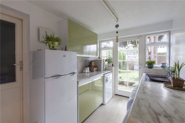  Image of 4 bedroom Detached house for sale in Clifford Avenue Ilkley LS29 at Middleton Ilkley Ilkley, LS29 0AS