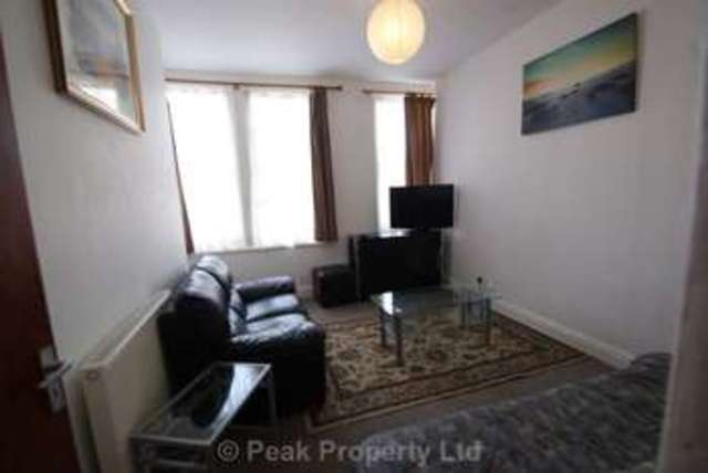  Image of 1 bedroom House Share to rent in Clifftown Road Southend-on-Sea SS1 at Clifftown Road  Southend On Sea, SS1 1AB