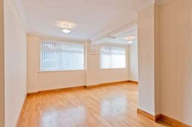  Image of 4 bedroom Detached house for sale in Clifton Road Runcorn WA7 at Clifton Road  Runcorn, WA7 4TA
