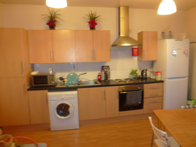  Image of 2 bedroom Apartment to rent in Clifton Street Cardiff CF24 at Clifton Street  Cardiff, CF24 1LZ