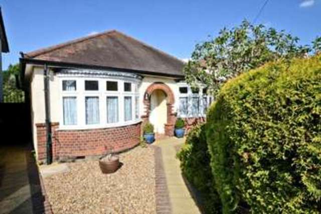  Image of 3 bedroom Bungalow for sale in Clinton Avenue East Molesey KT8 at Clinton Avenue  East Molesey, KT8 0HS