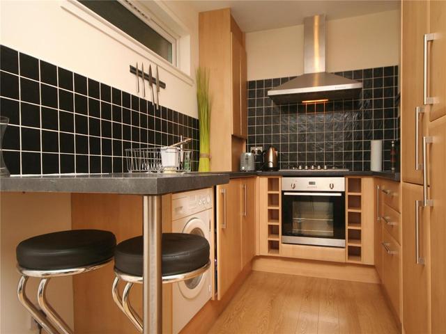  Image of 2 bedroom Flat to rent in Clockmill Lane Edinburgh EH8 at Meadowbank Edinburgh Edinburgh, EH8 8HY