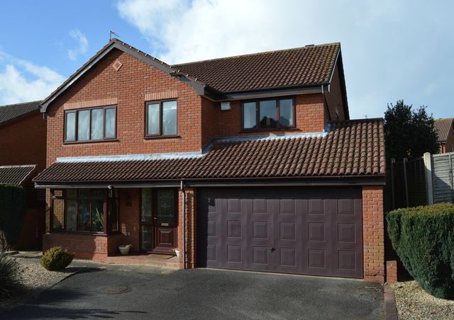  Image of 4 bedroom Detached house for sale in Clover Lane Kingswinford DY6 at Clover Lane Wall Heath Kingswinford, DY6 0DT