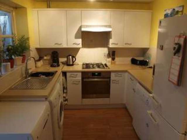  Image of 4 bedroom Semi-Detached house for sale in Cludd Avenue Newark NG24 at Cludd Avenue  Newark, NG24 2GL