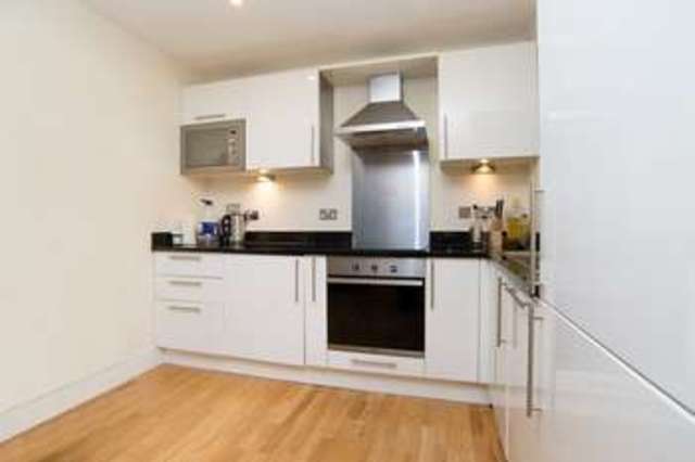  Image of 1 bedroom Flat for sale in Millharbour London E14 at Millharbour  Canary Wharf, E14 9JT